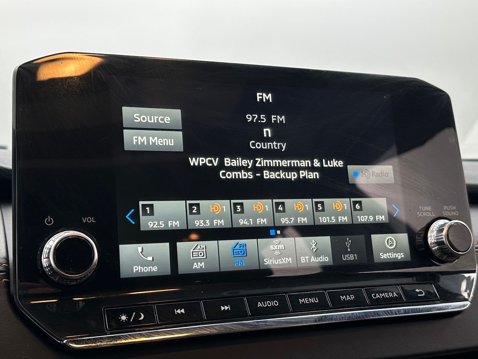 Thumbnail: 2022 Mitsubishi Outlander - 3