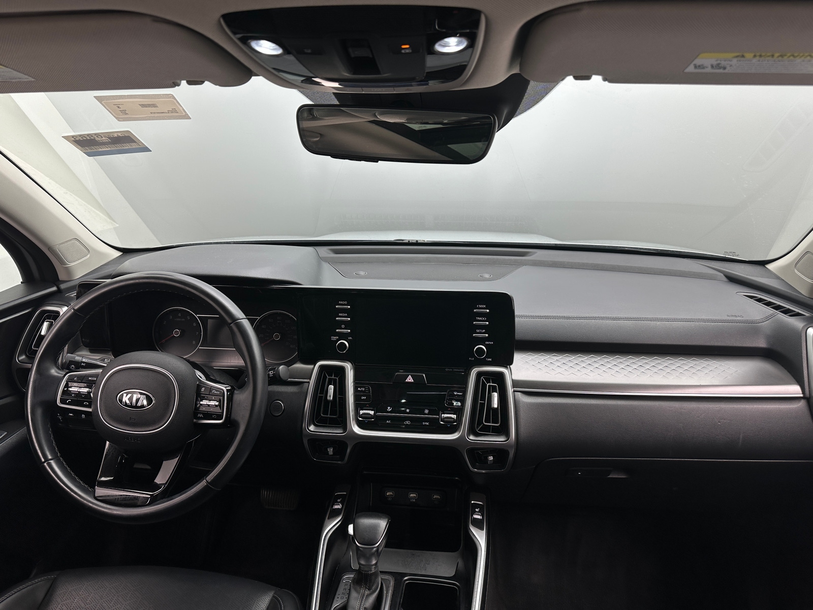 Thumbnail: 2021 Kia Sorento - 3