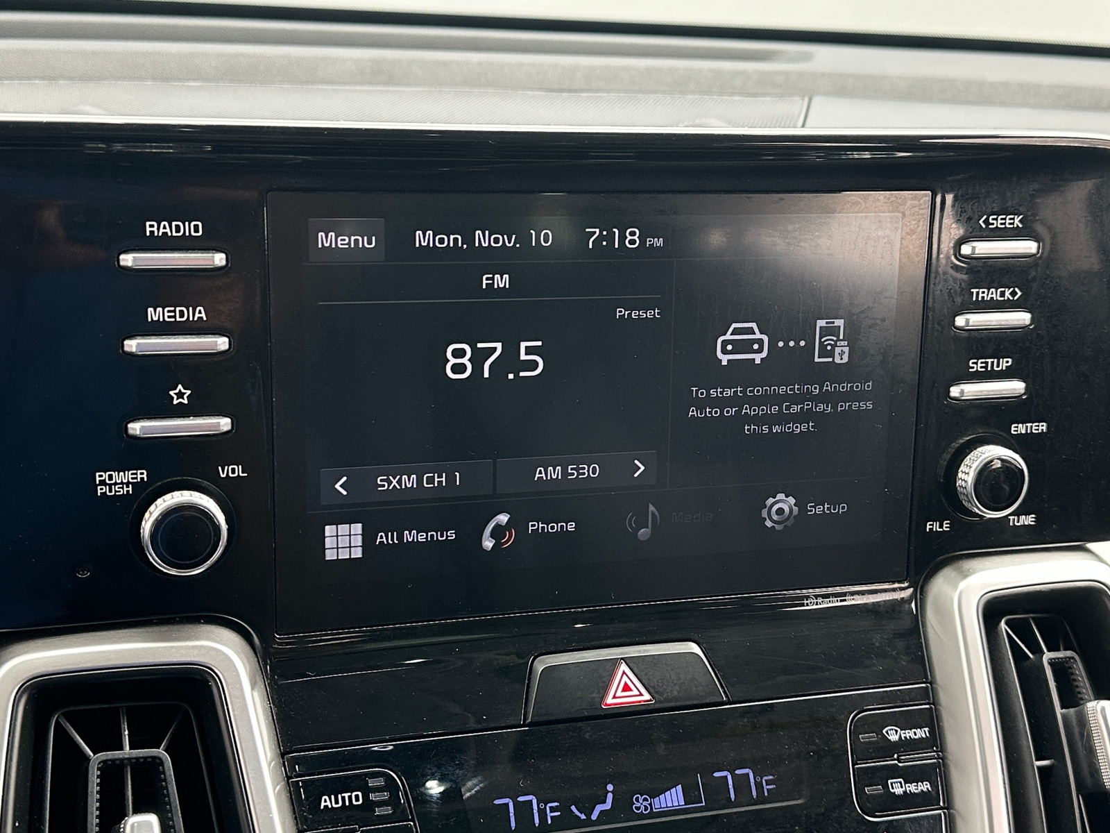 Thumbnail: 2021 Kia Sorento - 4