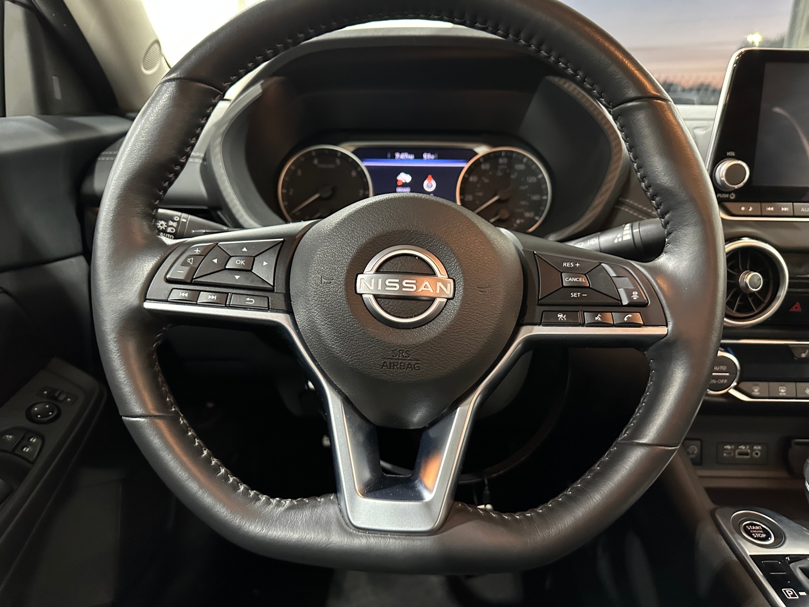 Thumbnail: 2025 Nissan Sentra - 5