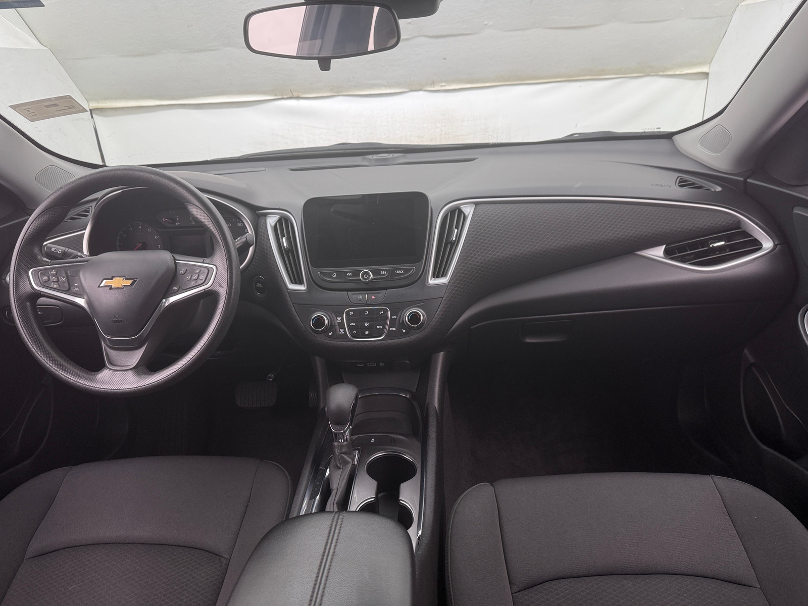 Thumbnail: 2023 Chevrolet Malibu - 3