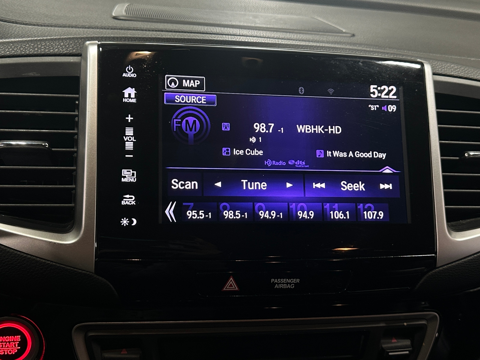 Thumbnail: 2017 Honda Pilot - 3