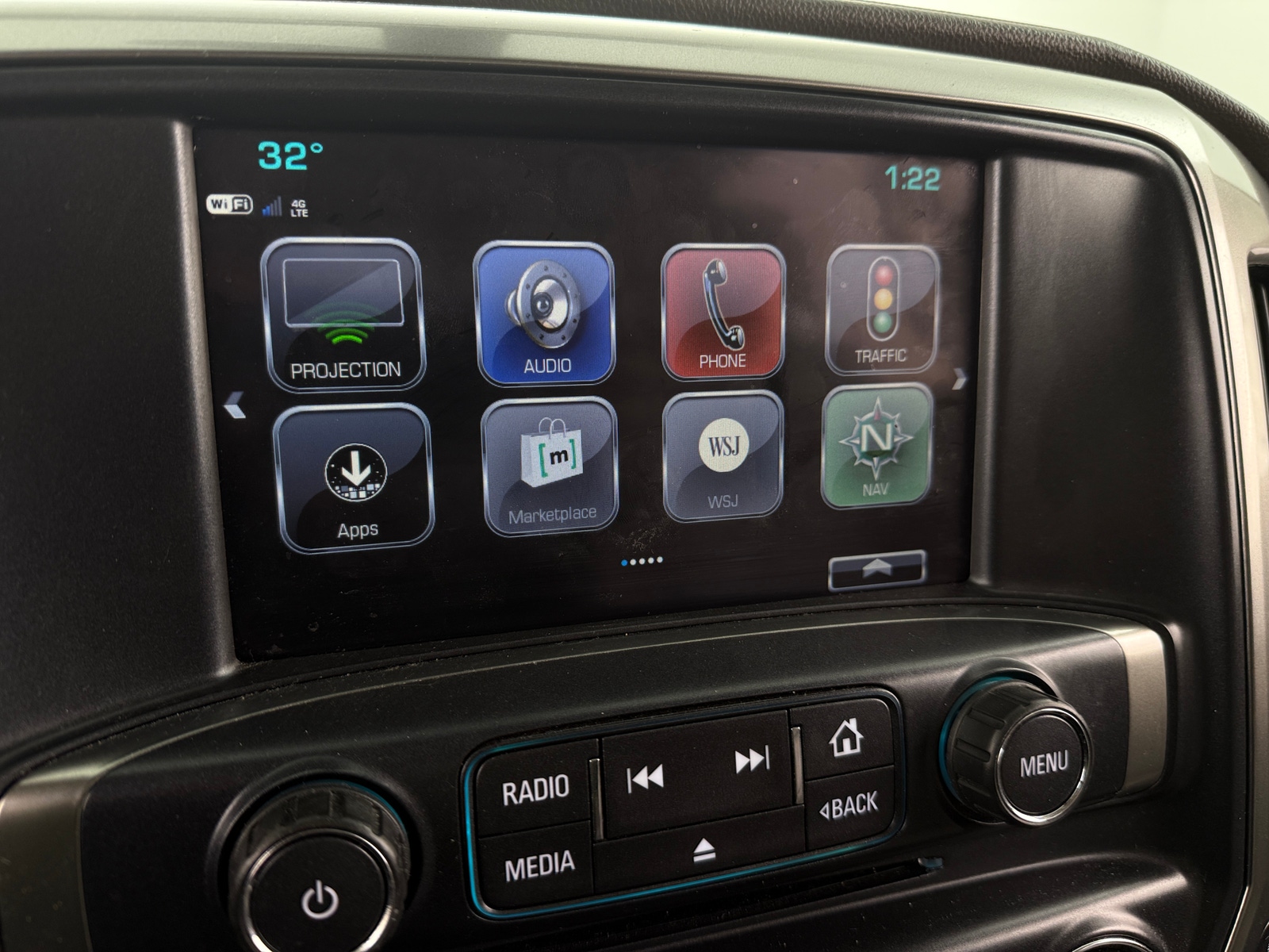 Thumbnail: 2017 Chevrolet Silverado 1500 - 3