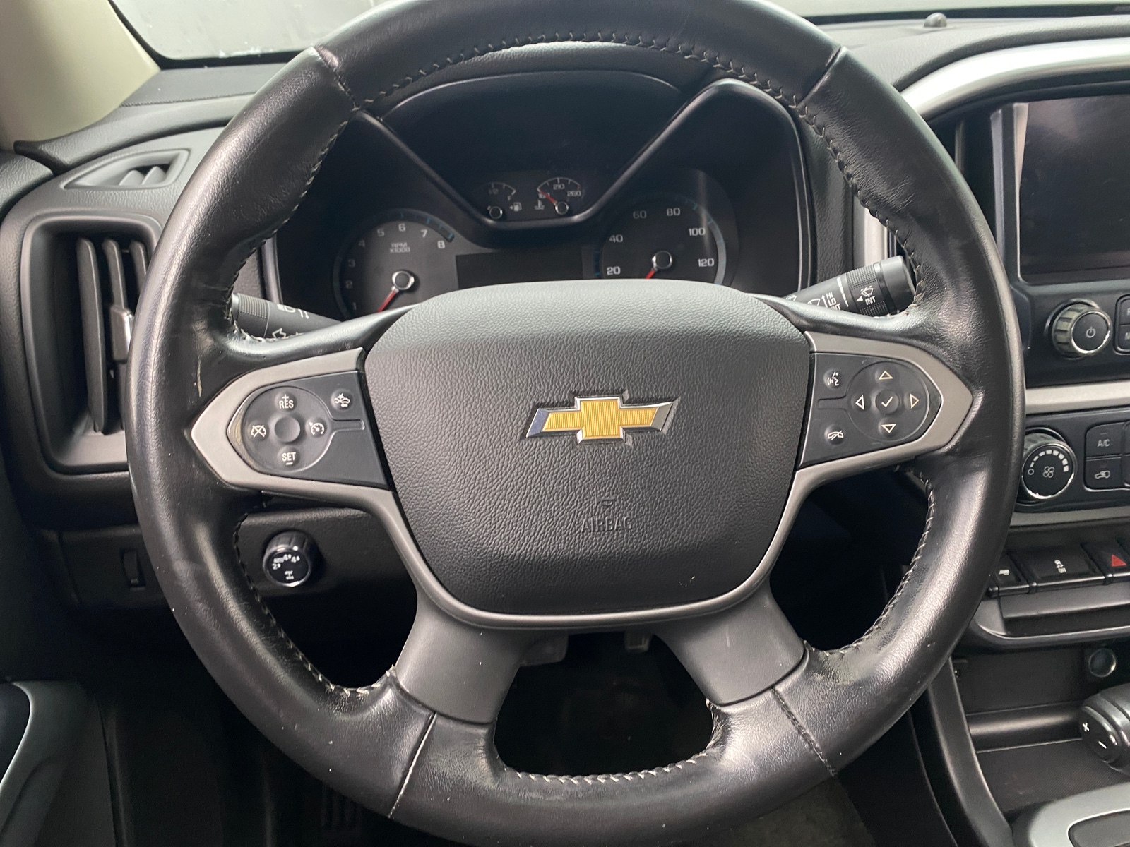 Thumbnail: 2018 Chevrolet Colorado - 5