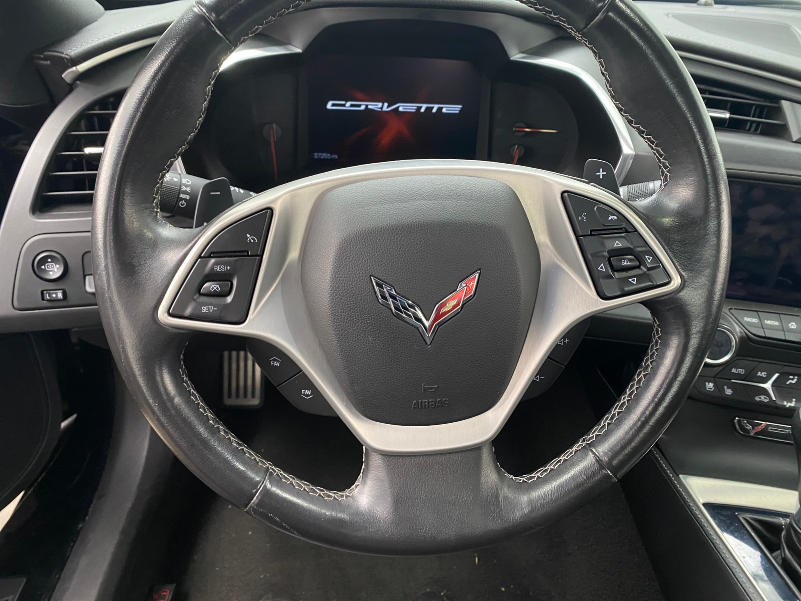 Thumbnail: 2014 Chevrolet Corvette - 4