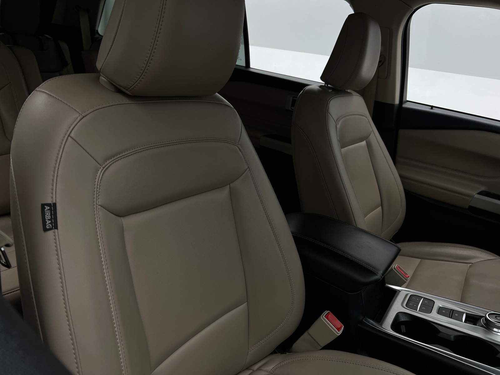 Thumbnail: 2021 Ford Explorer - 2