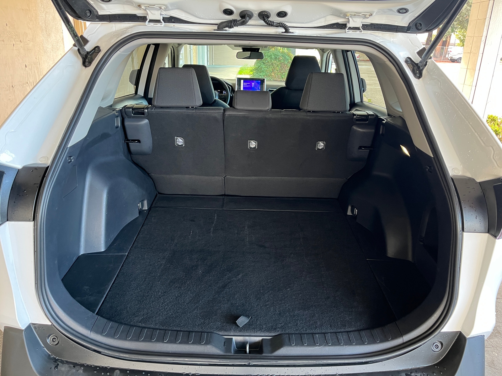 Thumbnail: 2025 Toyota RAV4 - 6