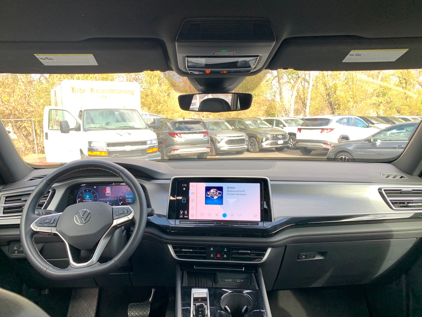 Thumbnail: 2025 Volkswagen Atlas - 3