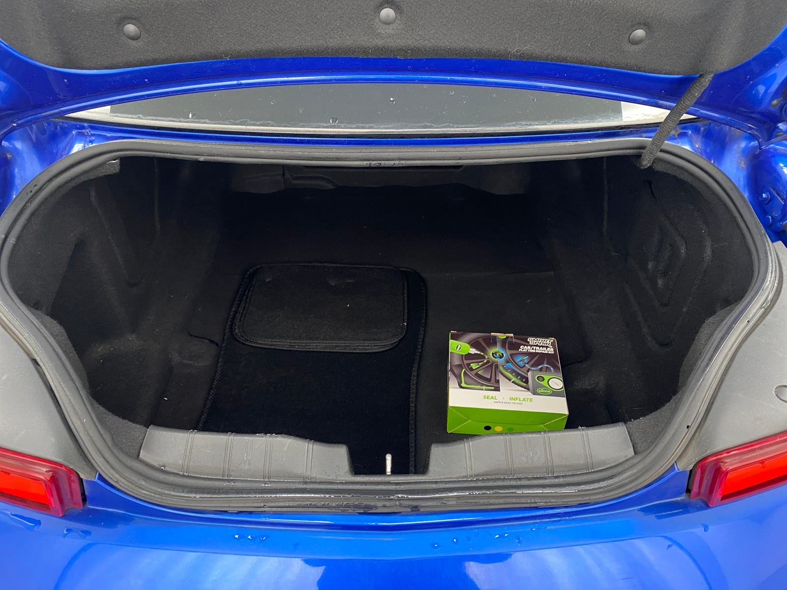 Thumbnail: 2017 Chevrolet Camaro - 4