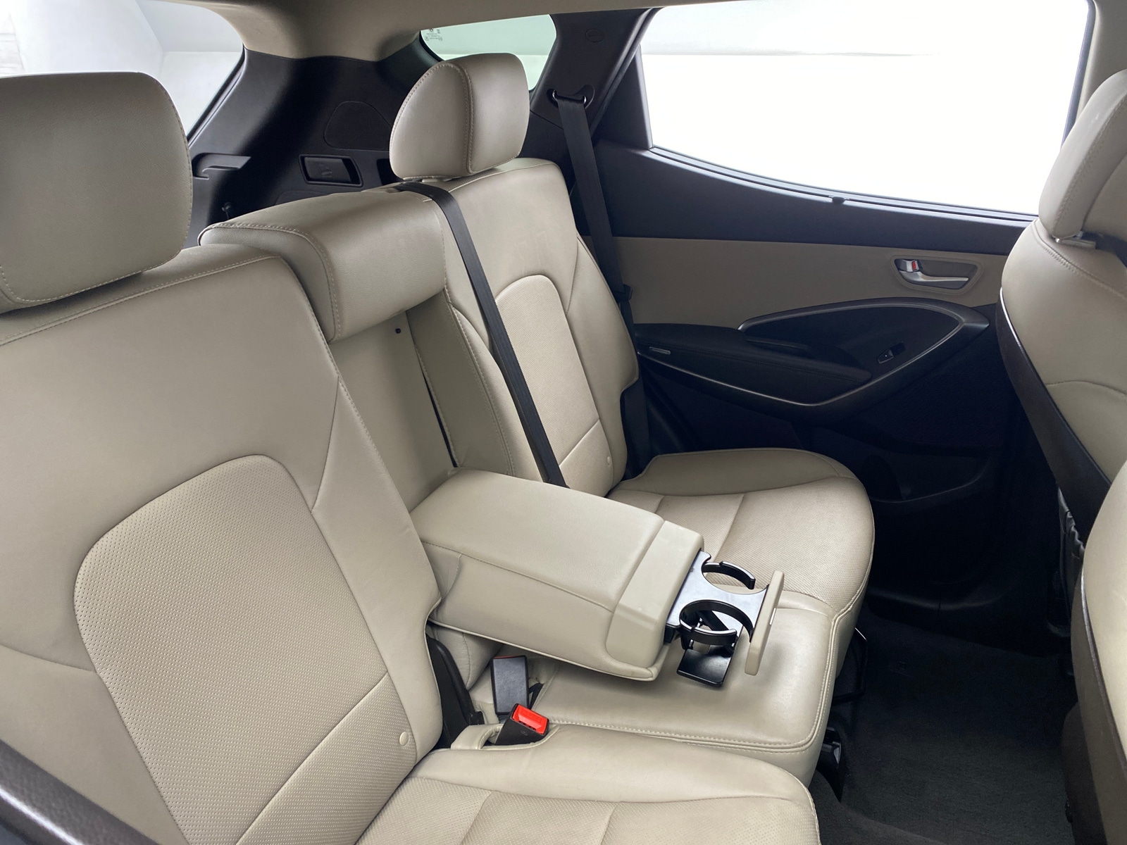 Thumbnail: 2017 Hyundai Santa Fe - 6