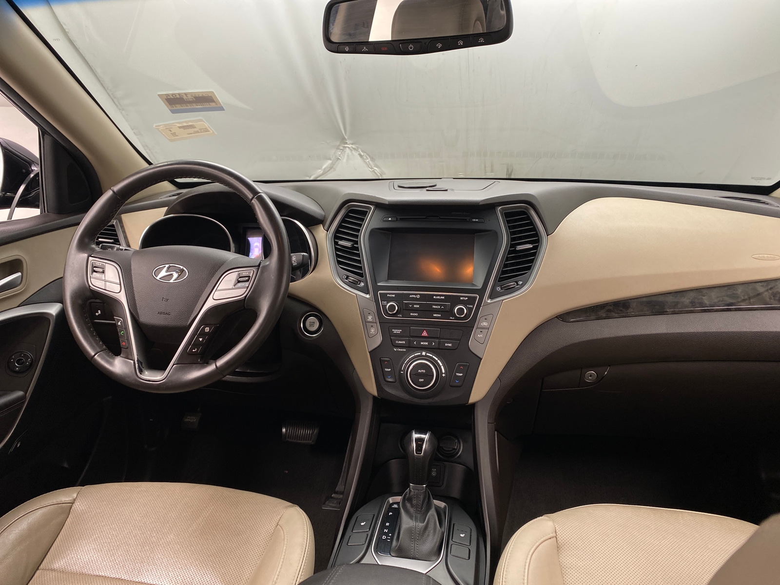 Thumbnail: 2017 Hyundai Santa Fe - 3