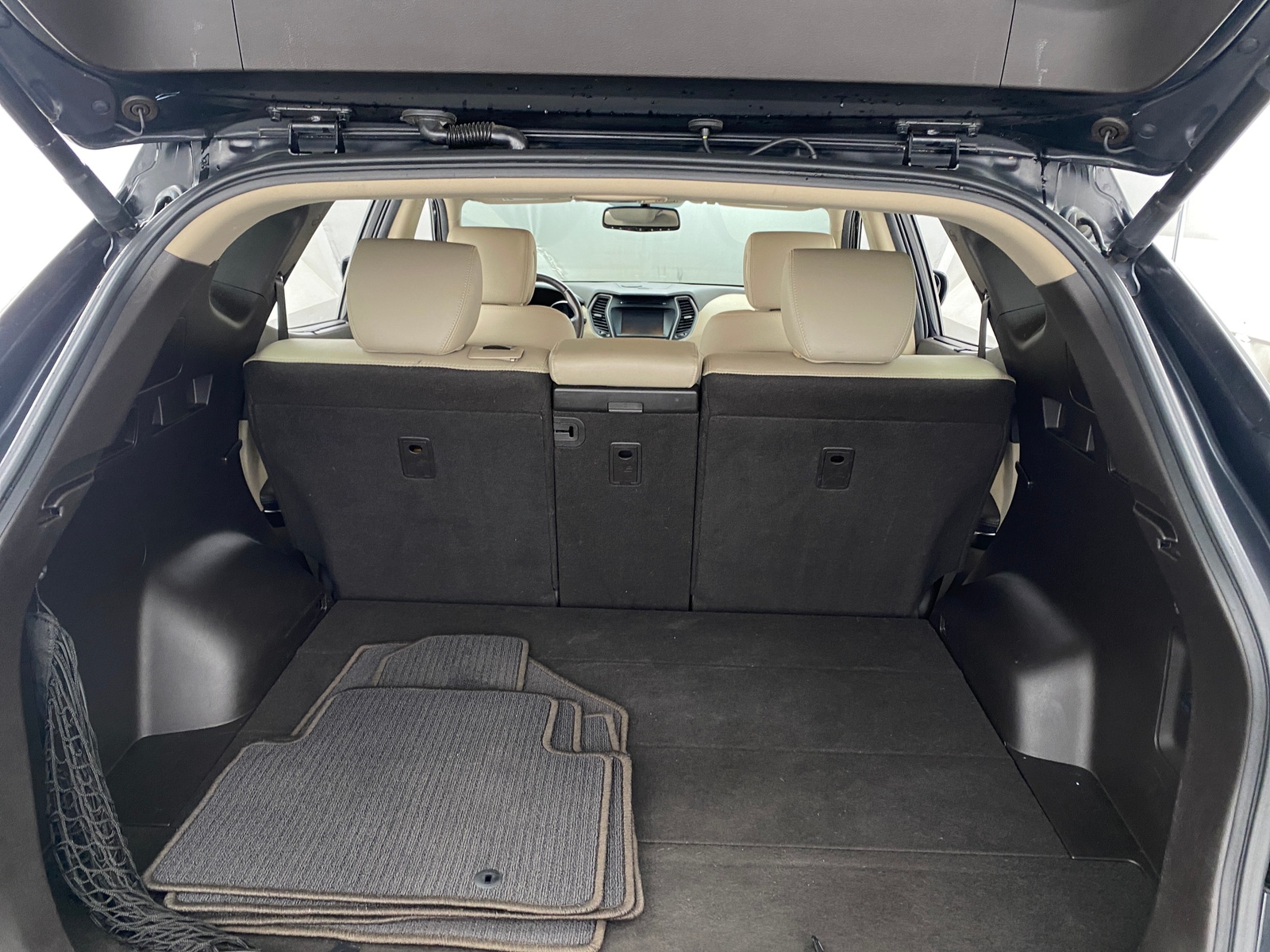 Thumbnail: 2017 Hyundai Santa Fe - 7