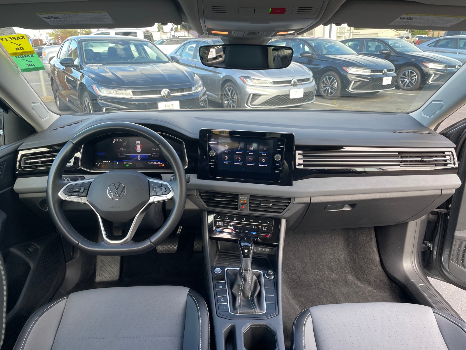 Thumbnail: 2025 Volkswagen Jetta - 3