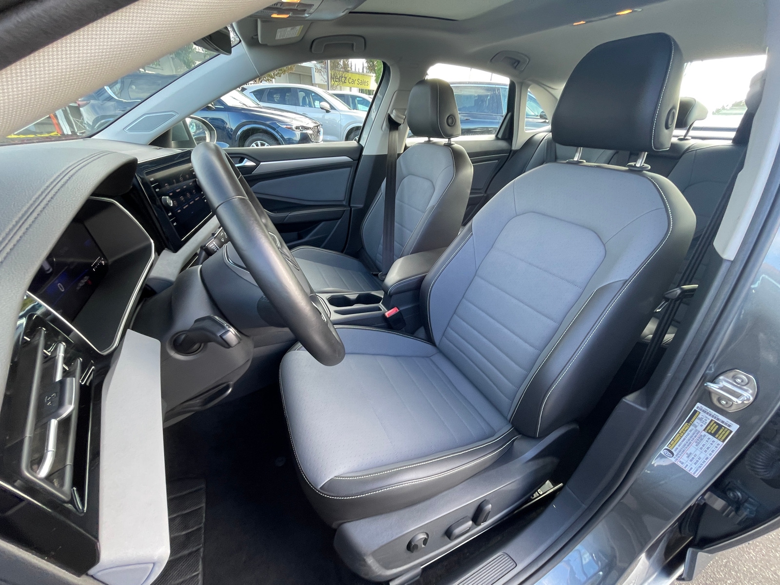 Thumbnail: 2025 Volkswagen Jetta - 2