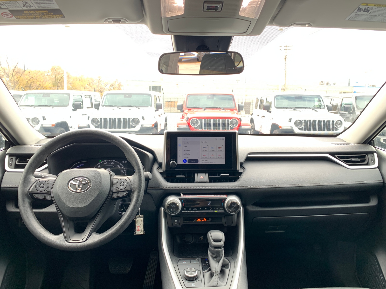 Thumbnail: 2025 Toyota RAV4 - 3