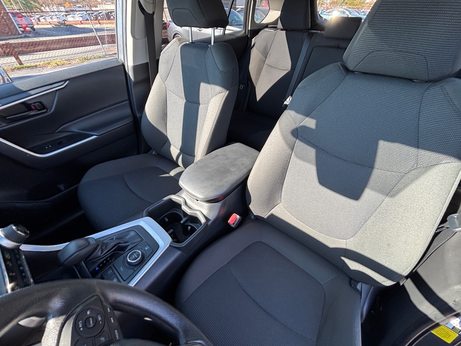 Thumbnail: 2025 Toyota RAV4 - 2