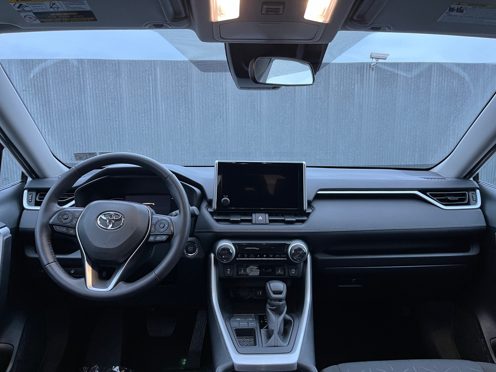 Thumbnail: 2025 Toyota RAV4 - 3