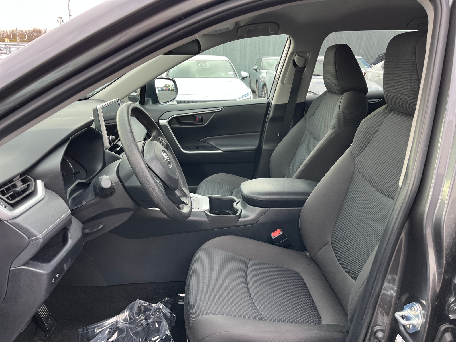 Thumbnail: 2025 Toyota RAV4 - 2