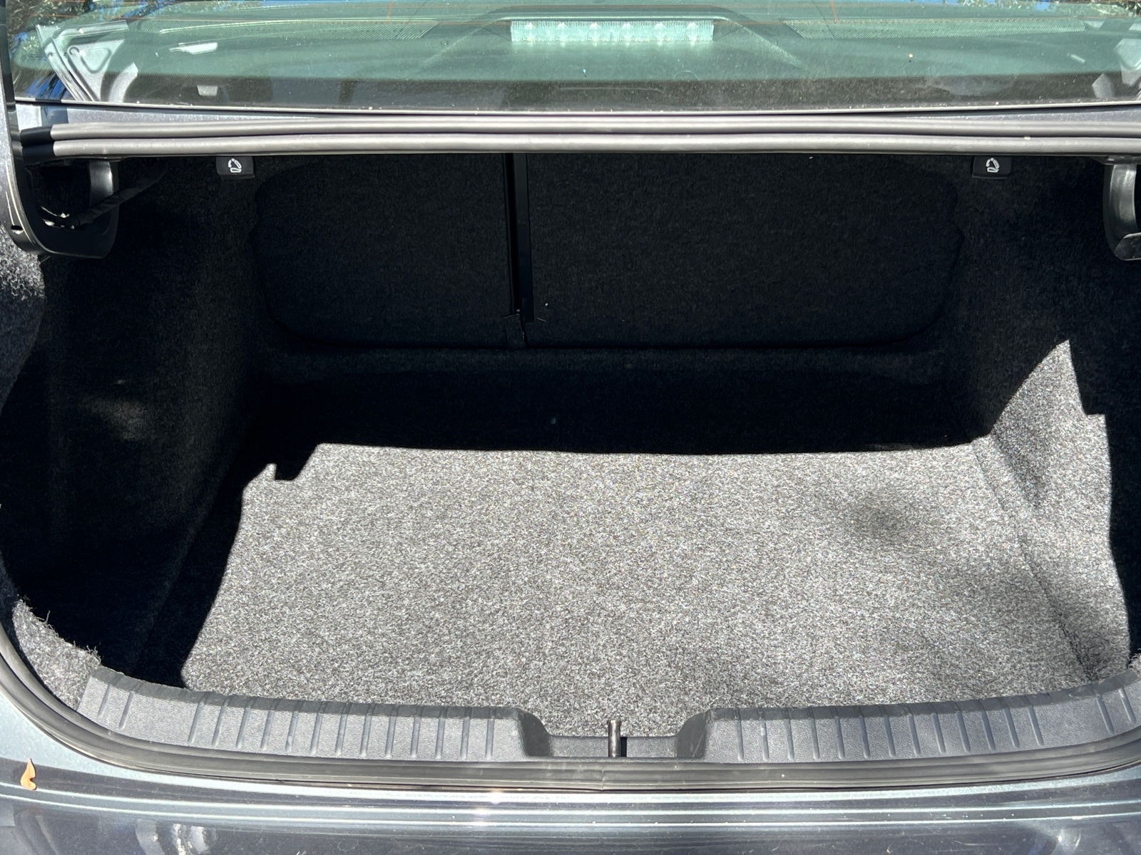 Thumbnail: 2025 Volkswagen Jetta - 4