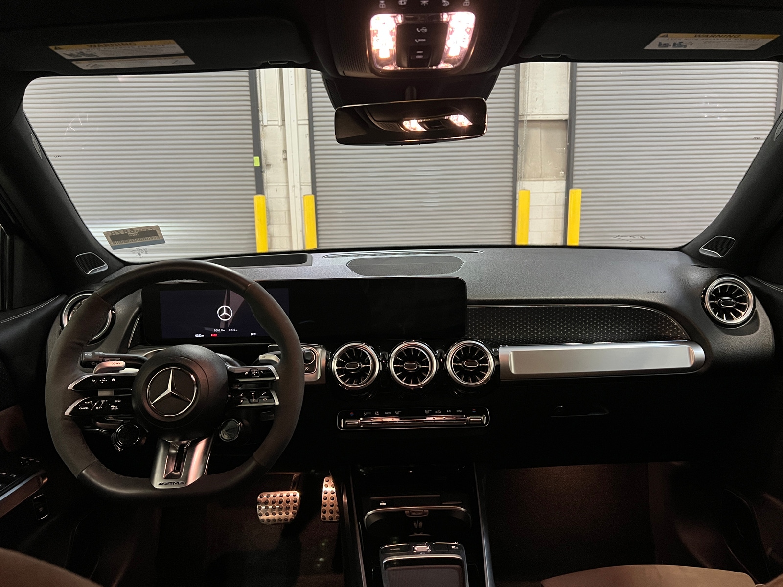 Thumbnail: 2024 Mercedes-Benz GLB - 2