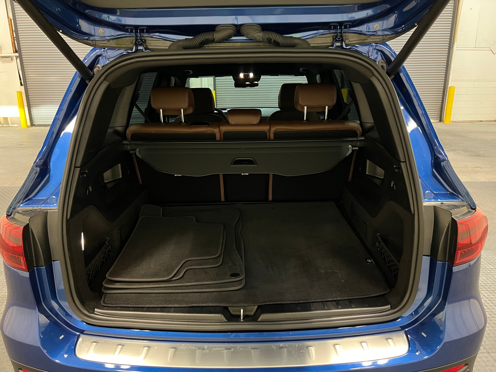 Thumbnail: 2024 Mercedes-Benz GLB - 6