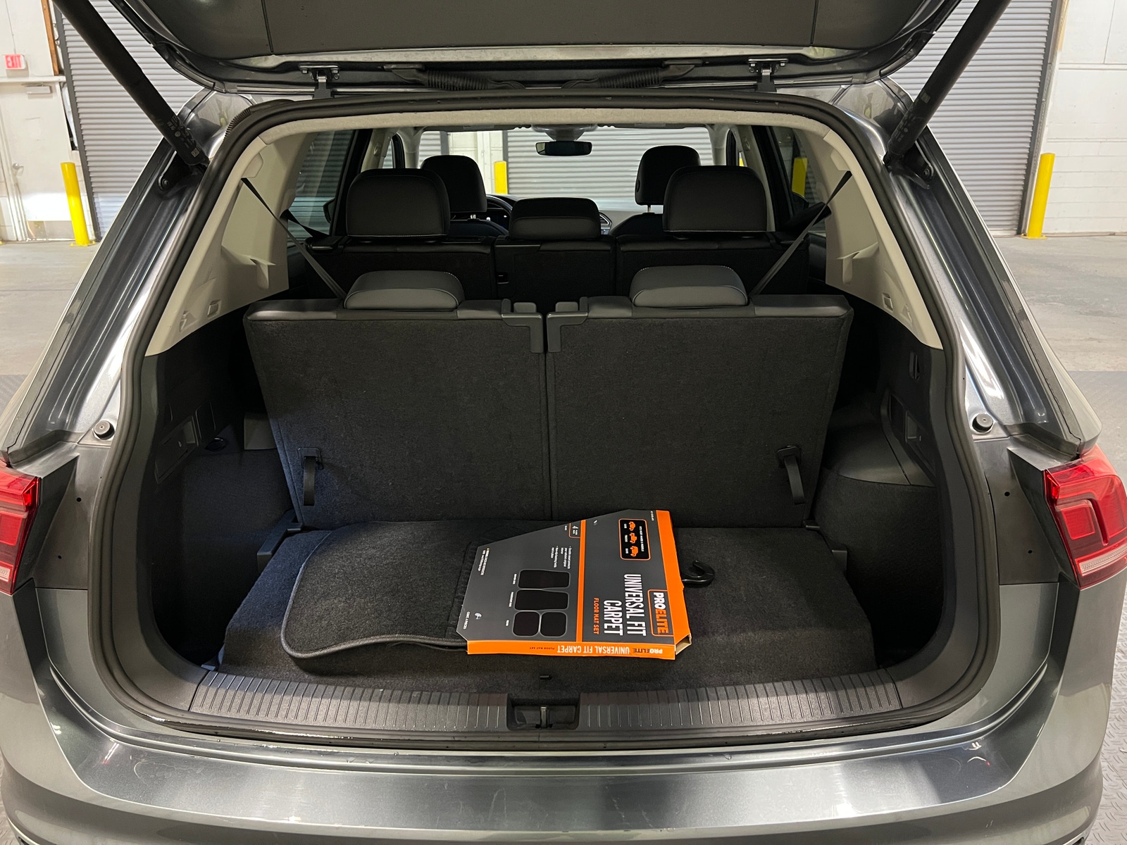 Thumbnail: 2024 Volkswagen Tiguan - 6