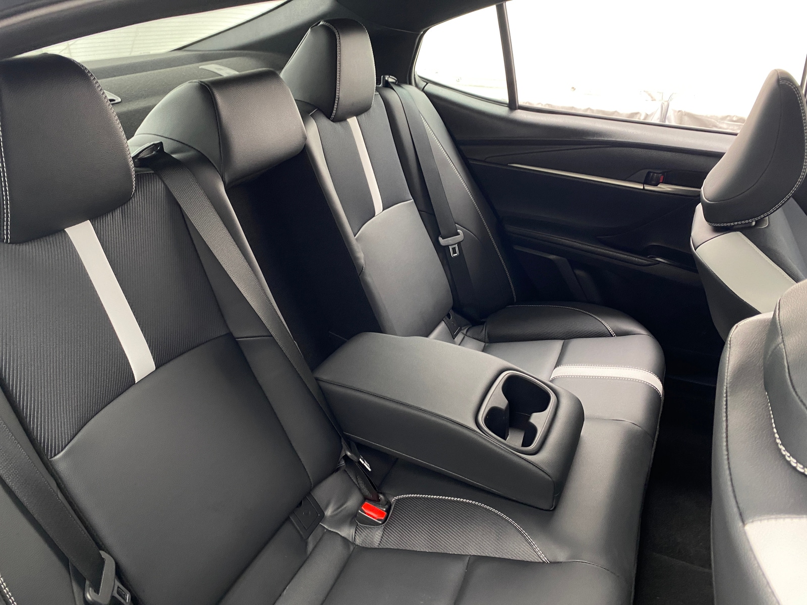 Thumbnail: 2025 Toyota Camry - 6