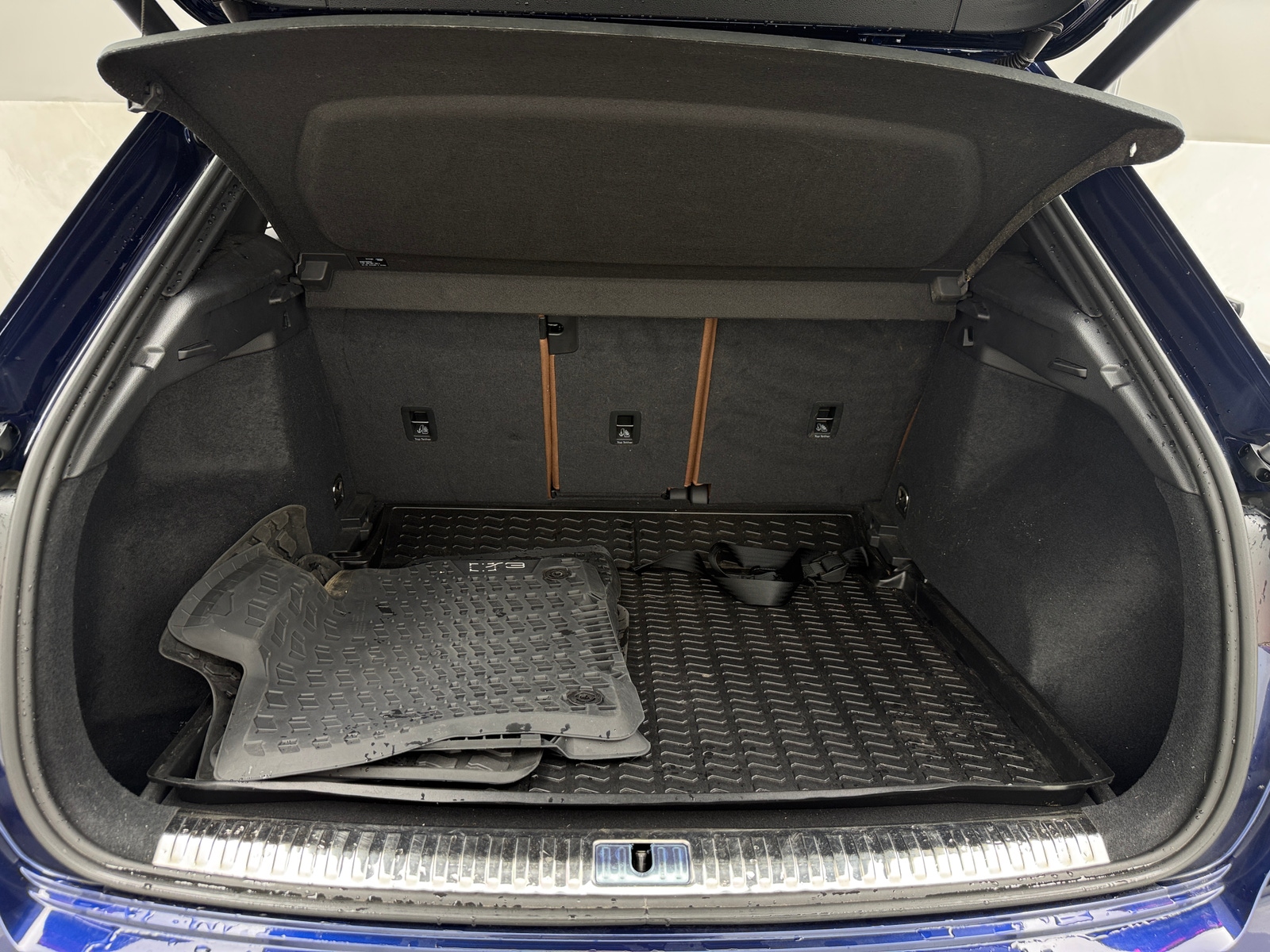 Thumbnail: 2022 Audi Q3 - 6