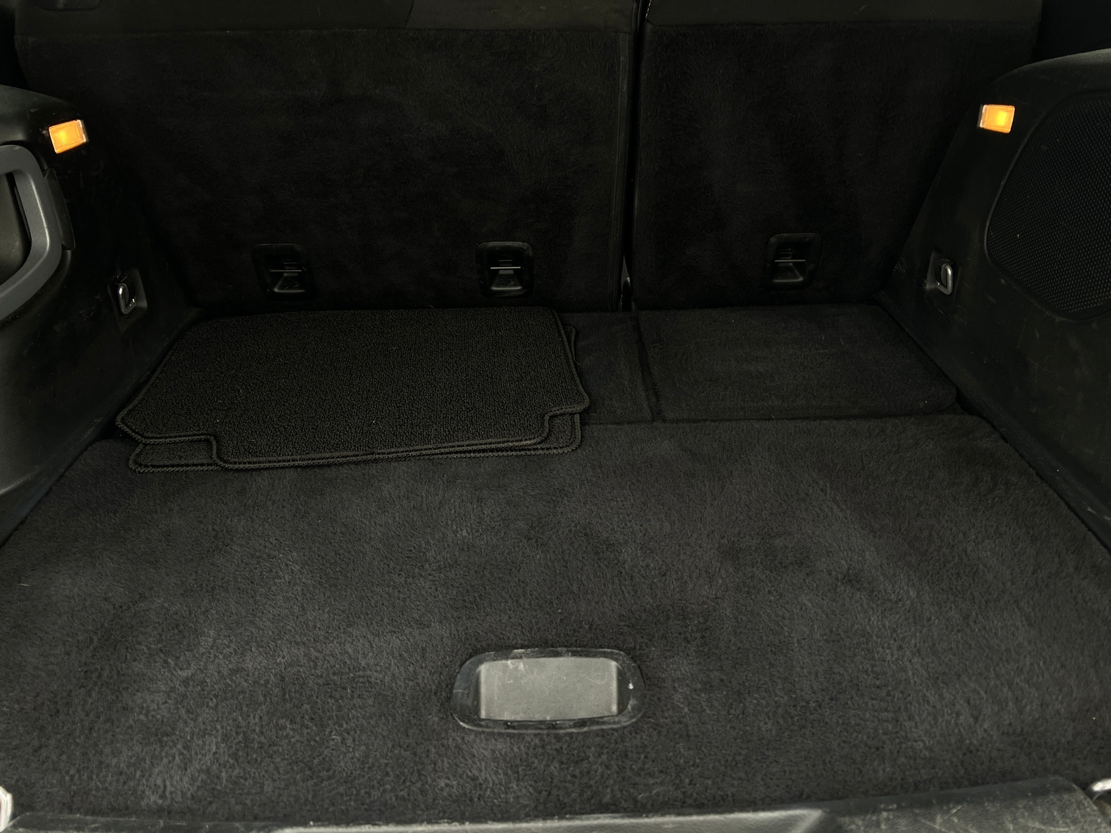 Thumbnail: 2016 Jeep Cherokee - 7