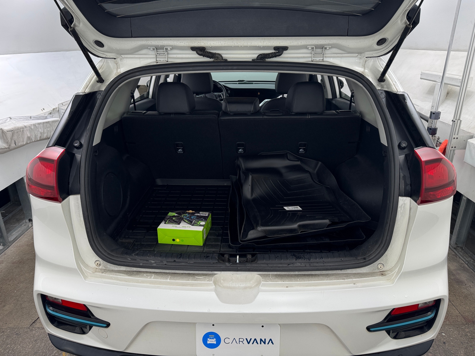 Thumbnail: 2022 Kia Niro - 6