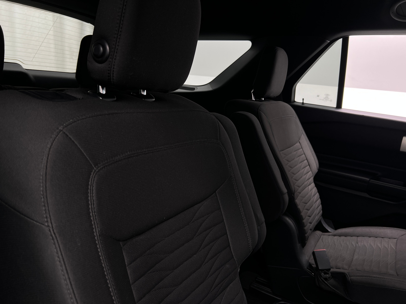 Thumbnail: 2020 Ford Explorer - 6