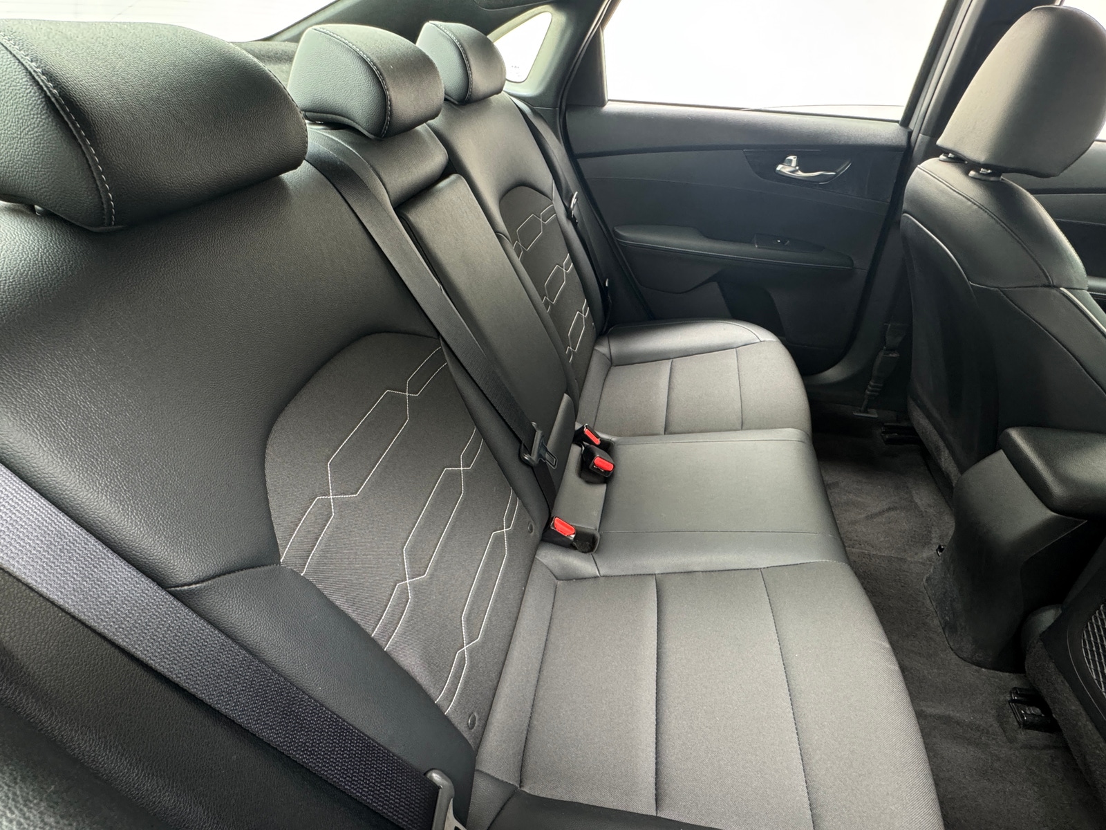 Thumbnail: 2023 Kia Forte - 6