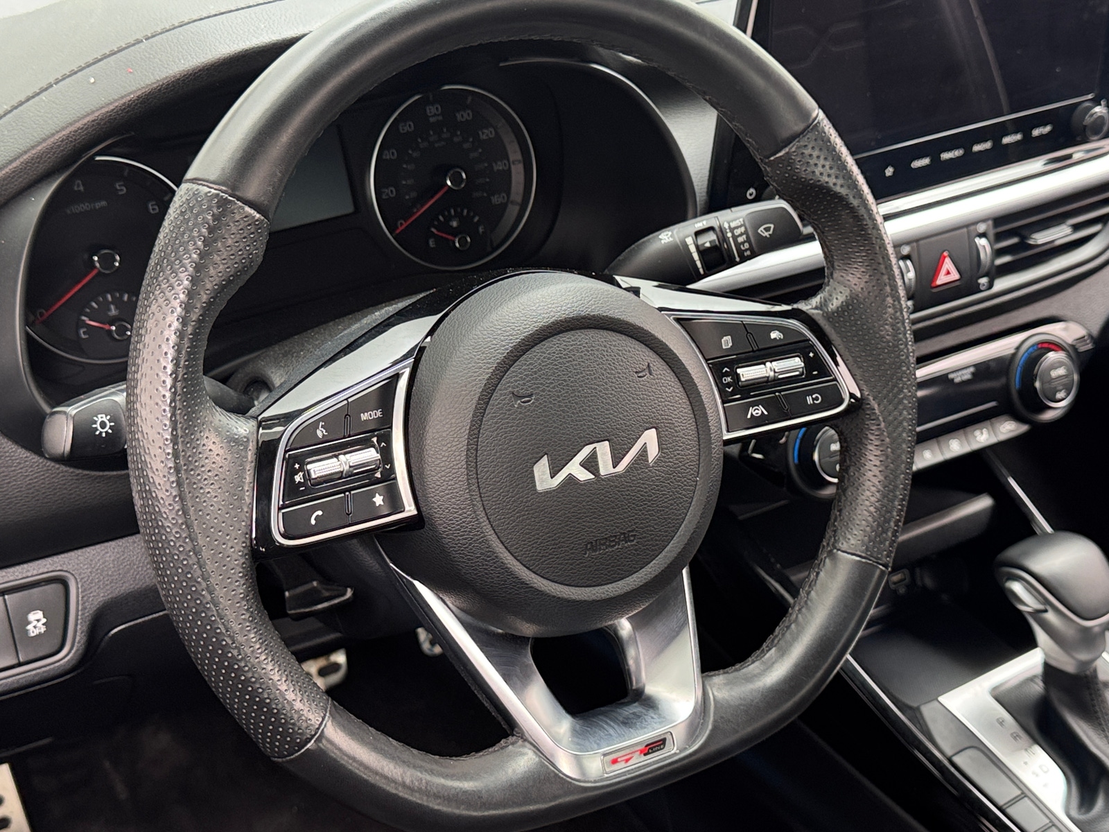 Thumbnail: 2023 Kia Forte - 5