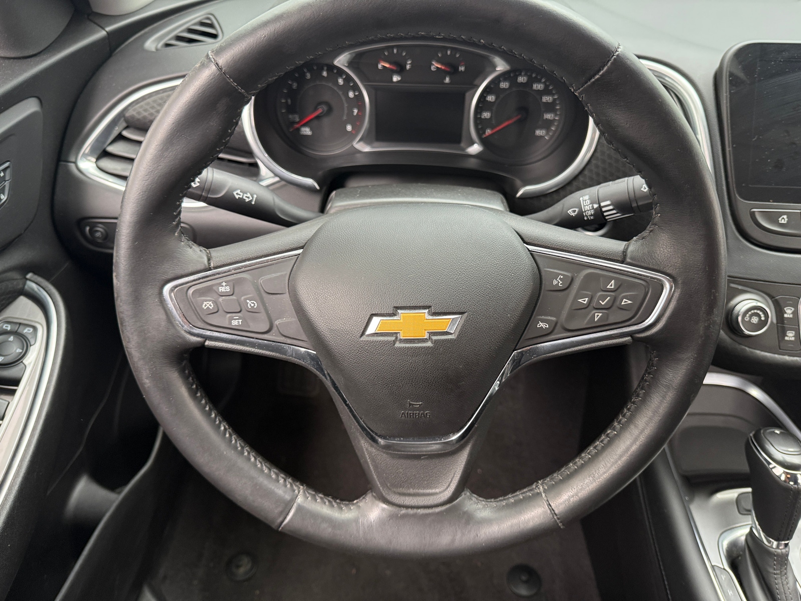 Thumbnail: 2016 Chevrolet Malibu - 5