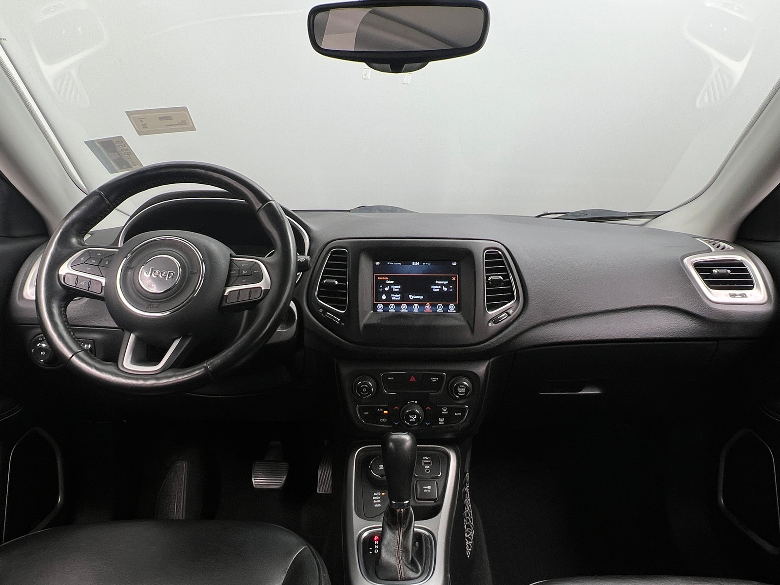 Thumbnail: 2019 Jeep Compass - 3