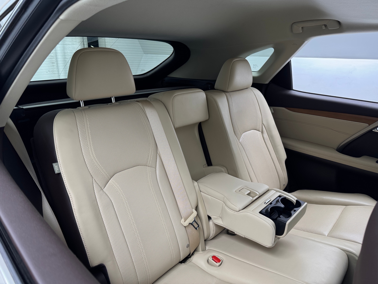 Thumbnail: 2017 Lexus RX - 6