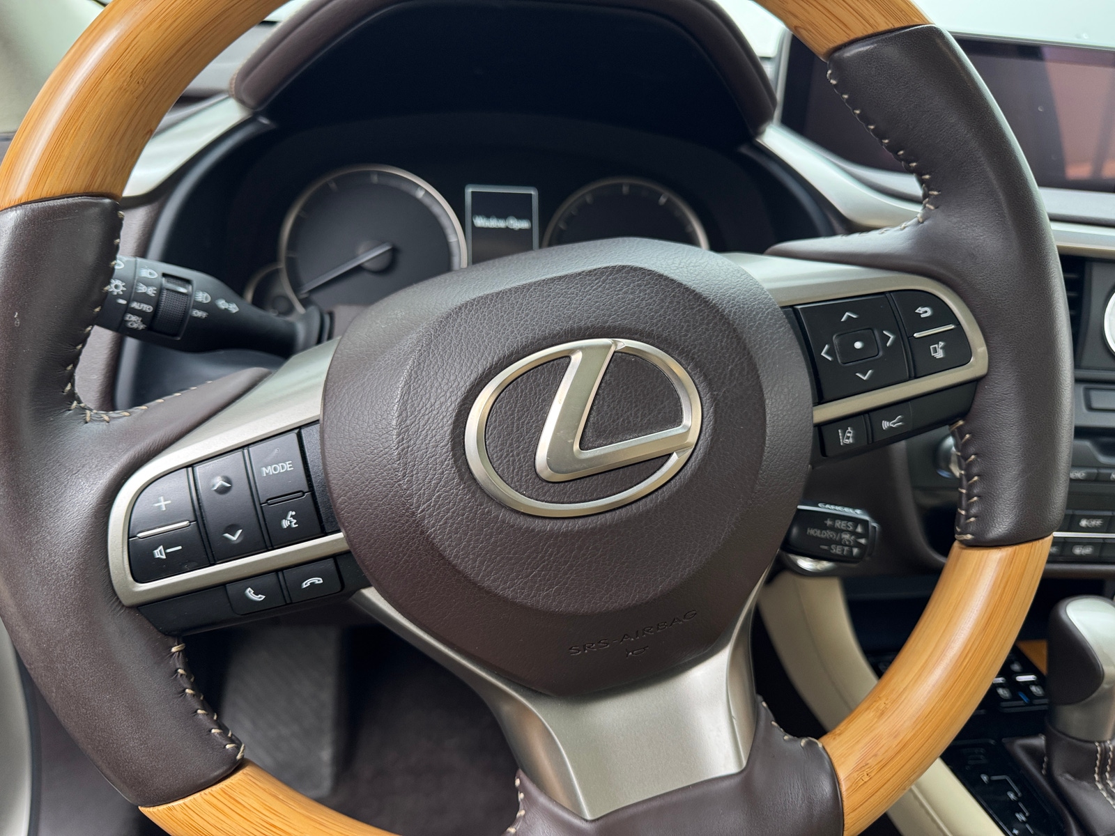 Thumbnail: 2017 Lexus RX - 5