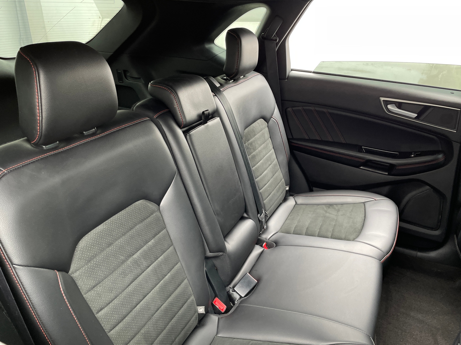 Thumbnail: 2020 Ford Edge - 5