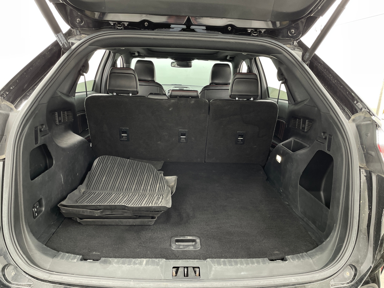 Thumbnail: 2020 Ford Edge - 6