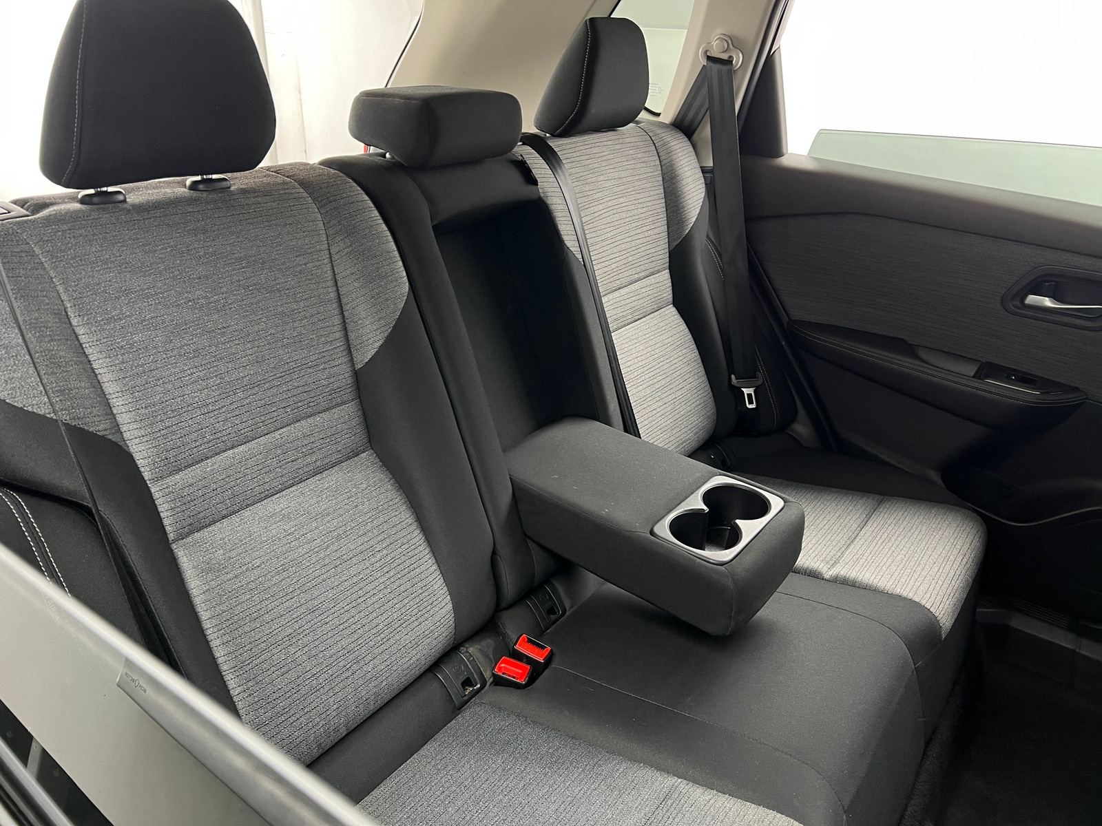 Thumbnail: 2021 Nissan Rogue - 6