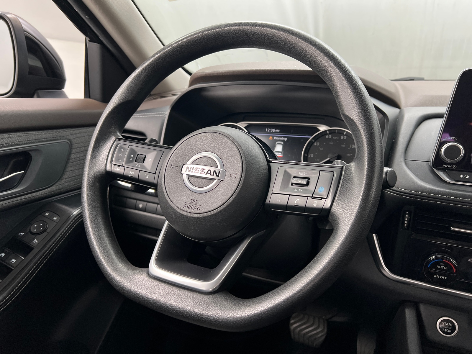 Thumbnail: 2021 Nissan Rogue - 5