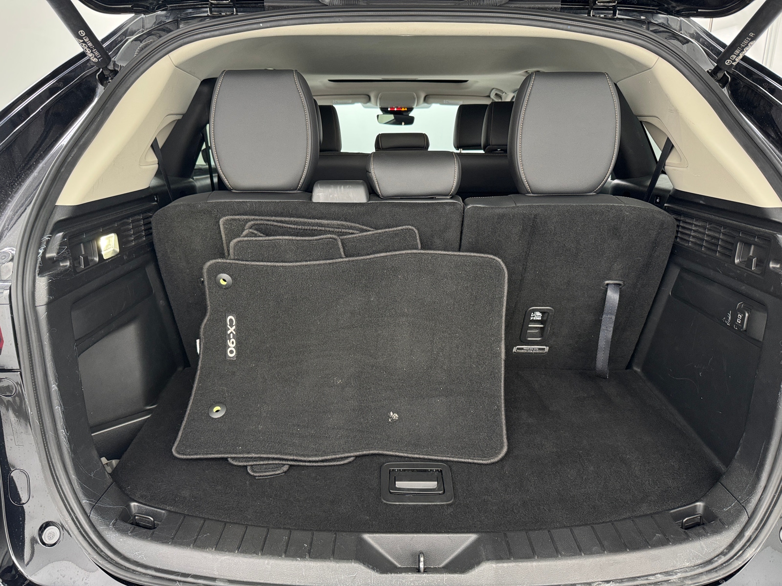 Thumbnail: 2024 Mazda CX-90 - 6