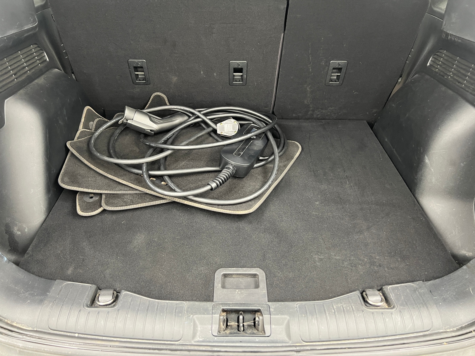 Thumbnail: 2022 Ford Escape - 6