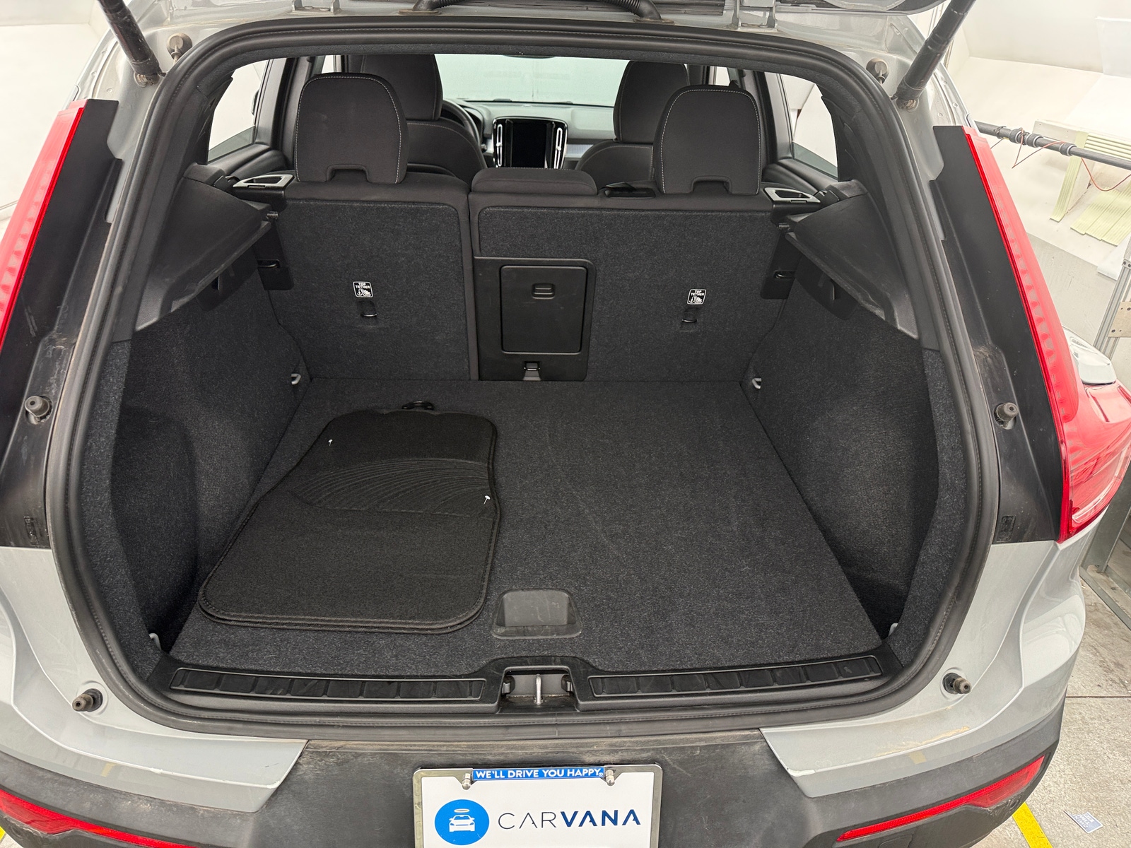 Thumbnail: 2024 Volvo XC40 - 7