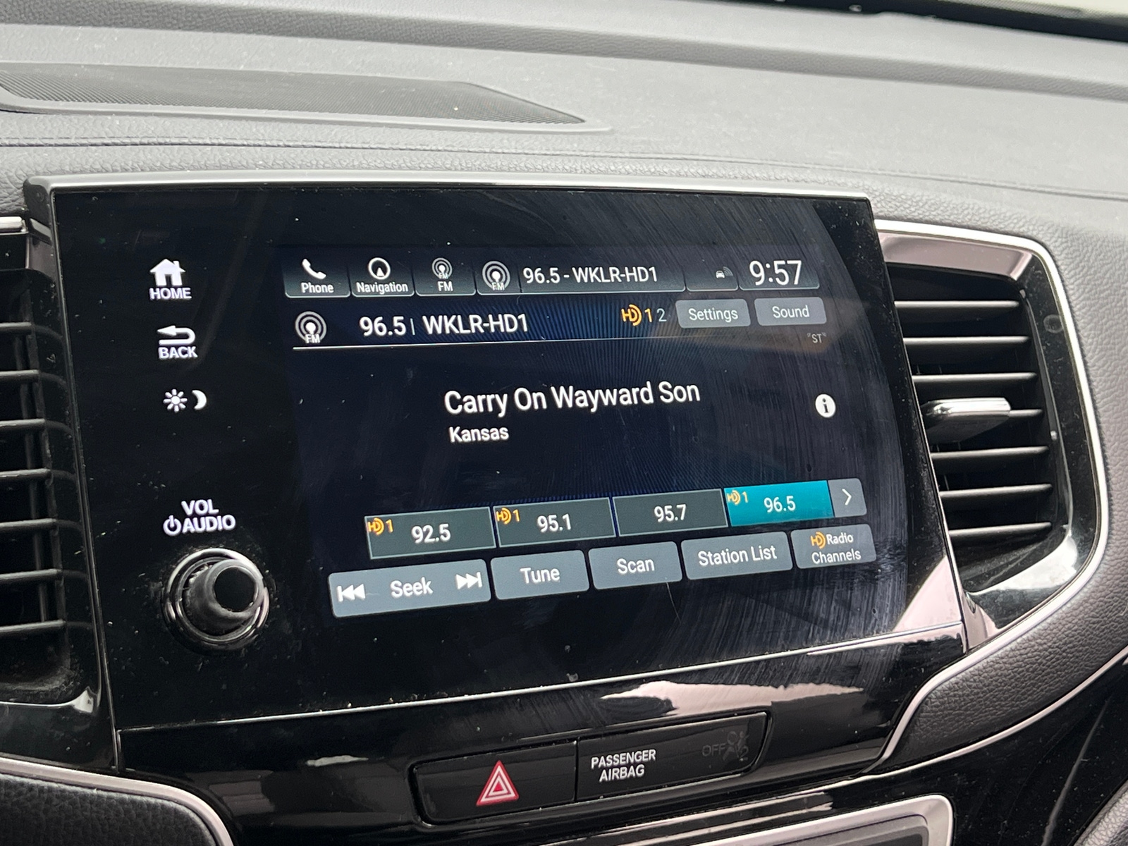 Thumbnail: 2019 Honda Passport - 3