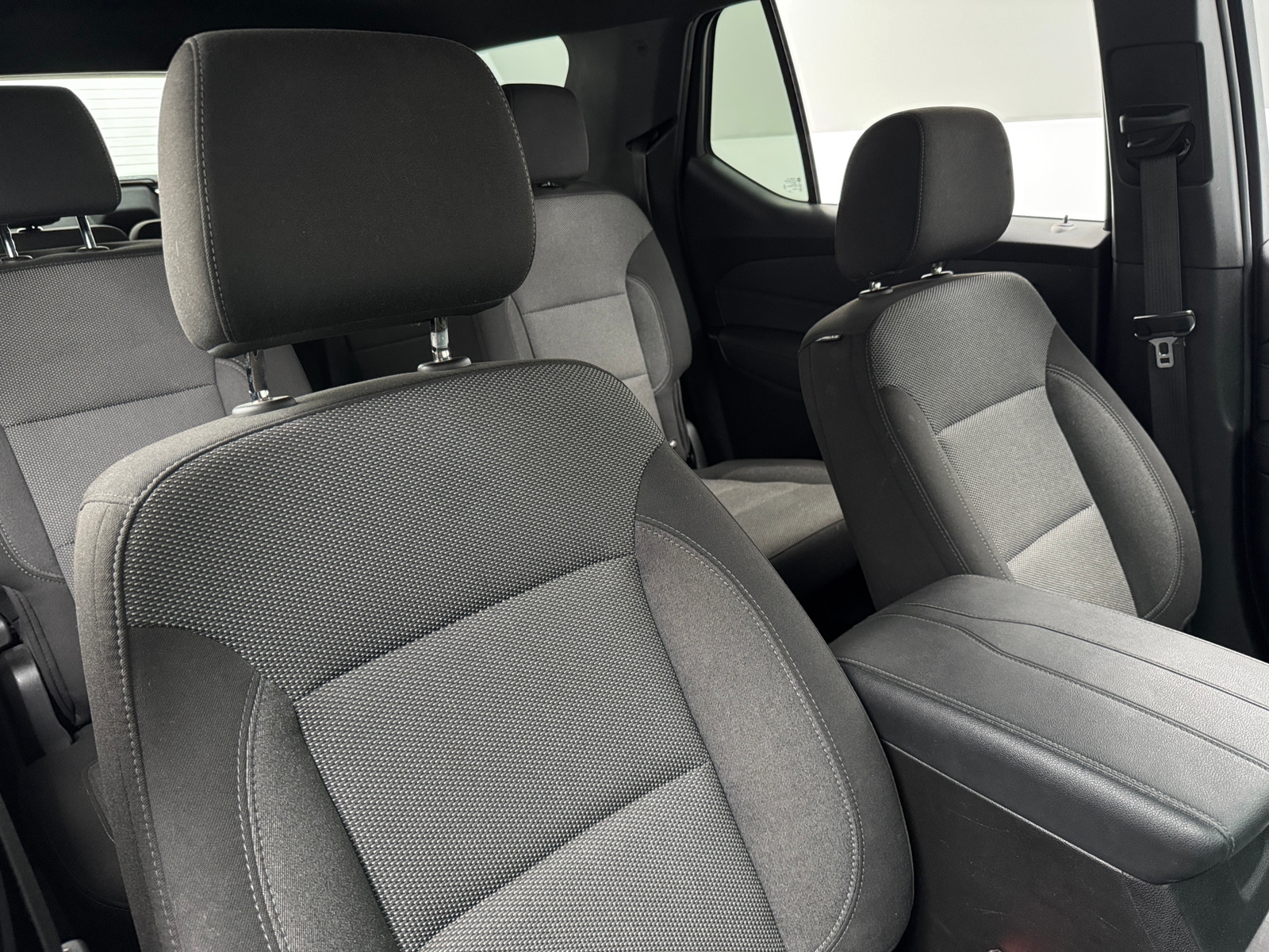 Thumbnail: 2023 Chevrolet Traverse - 2