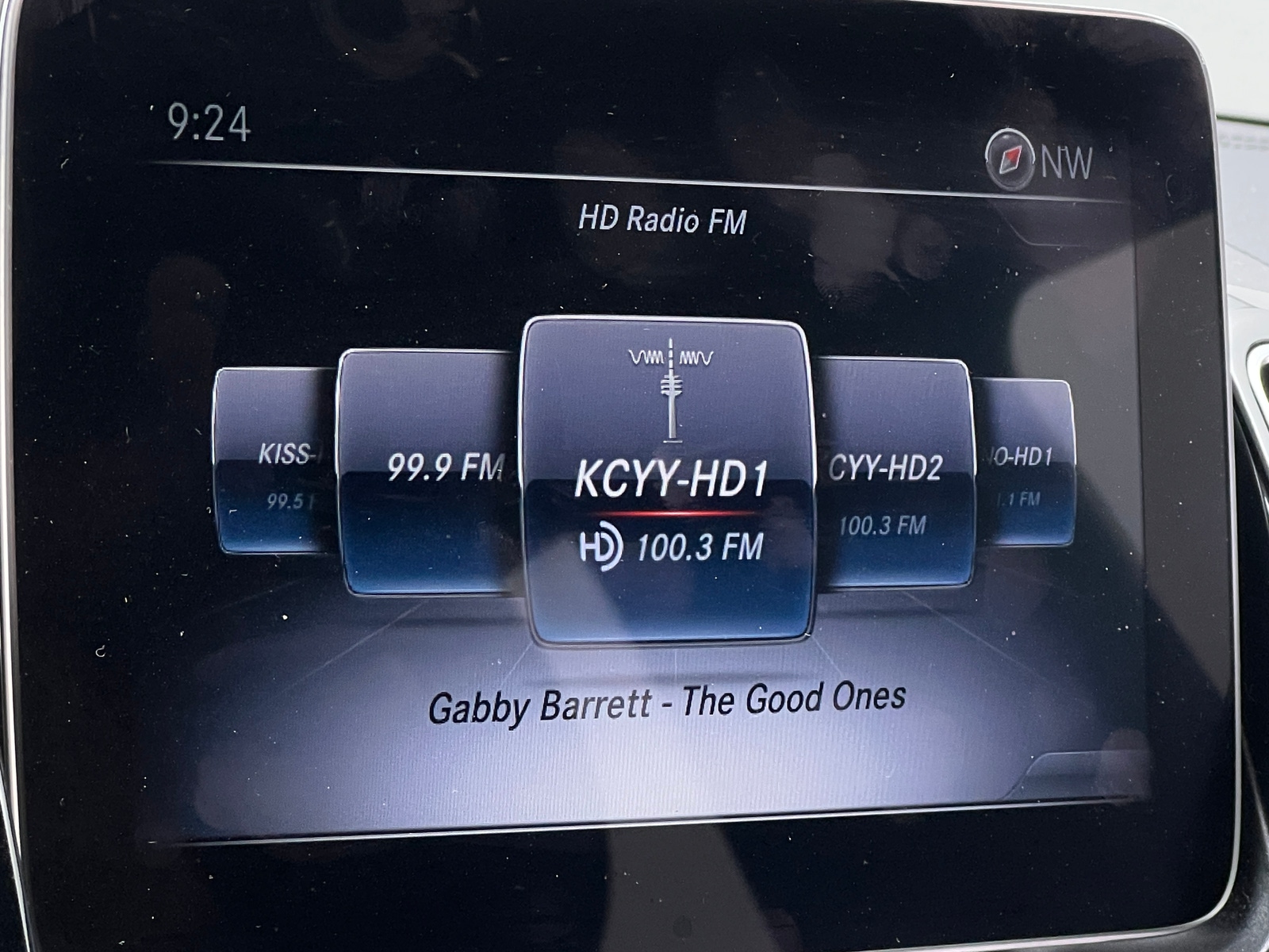 Thumbnail: 2017 Mercedes-Benz GLE - 3