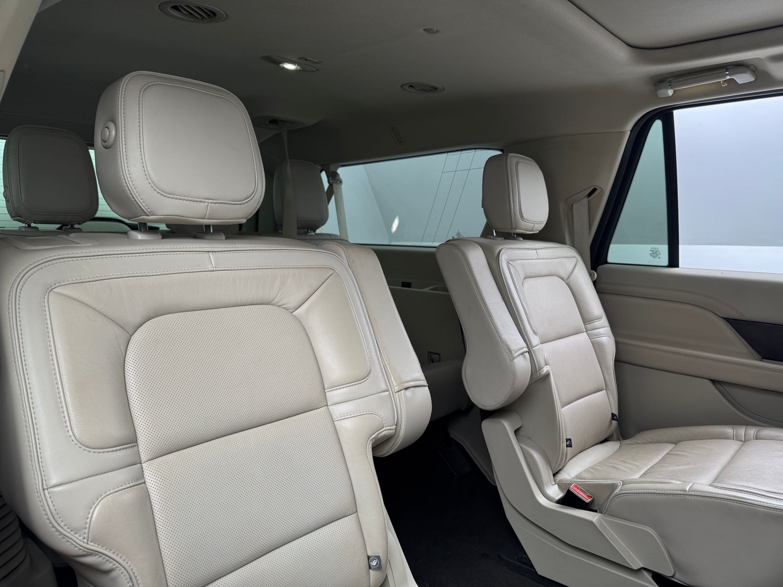 Thumbnail: 2019 Lincoln Navigator L - 5