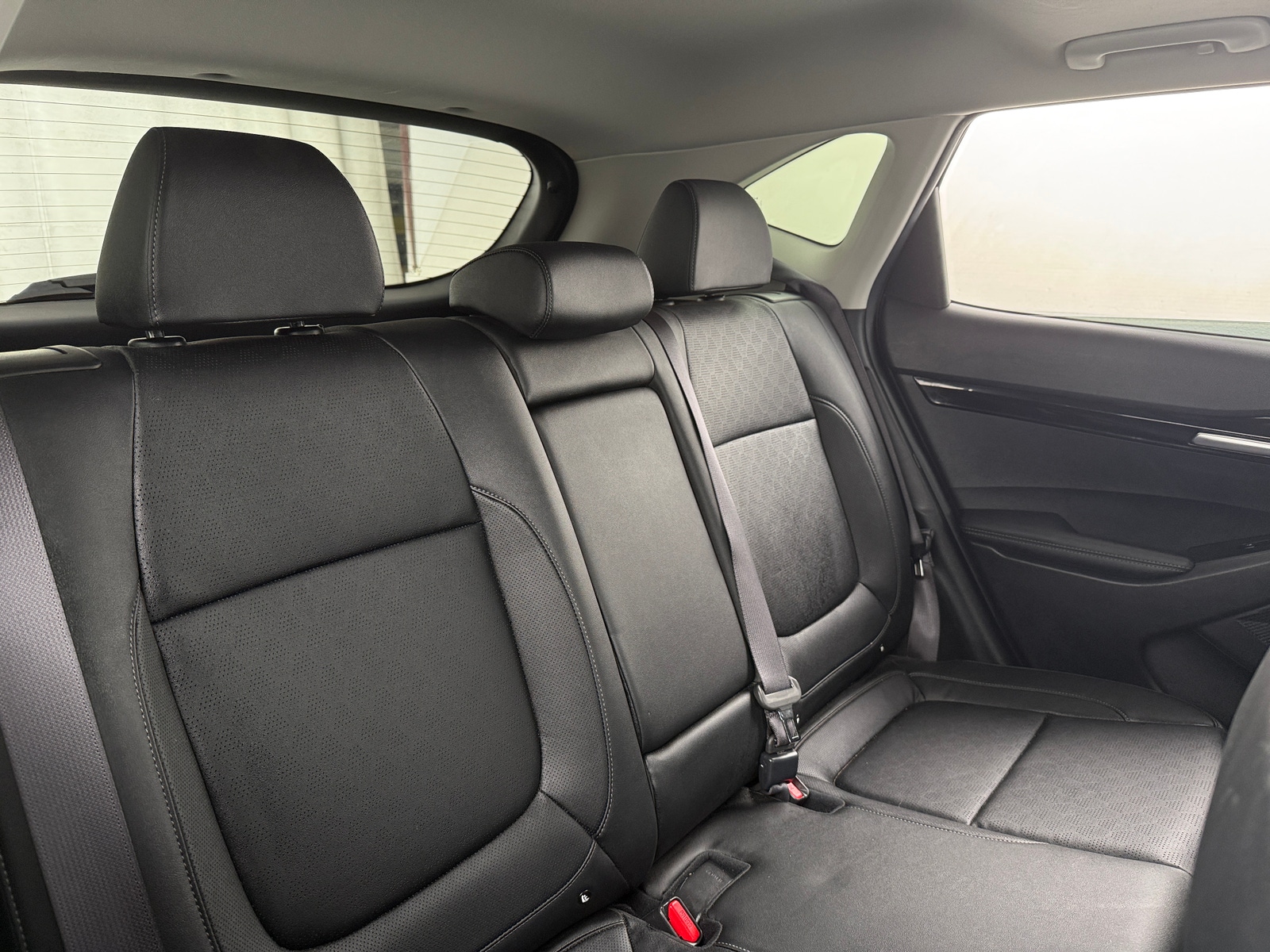 Thumbnail: 2023 Kia Seltos - 5