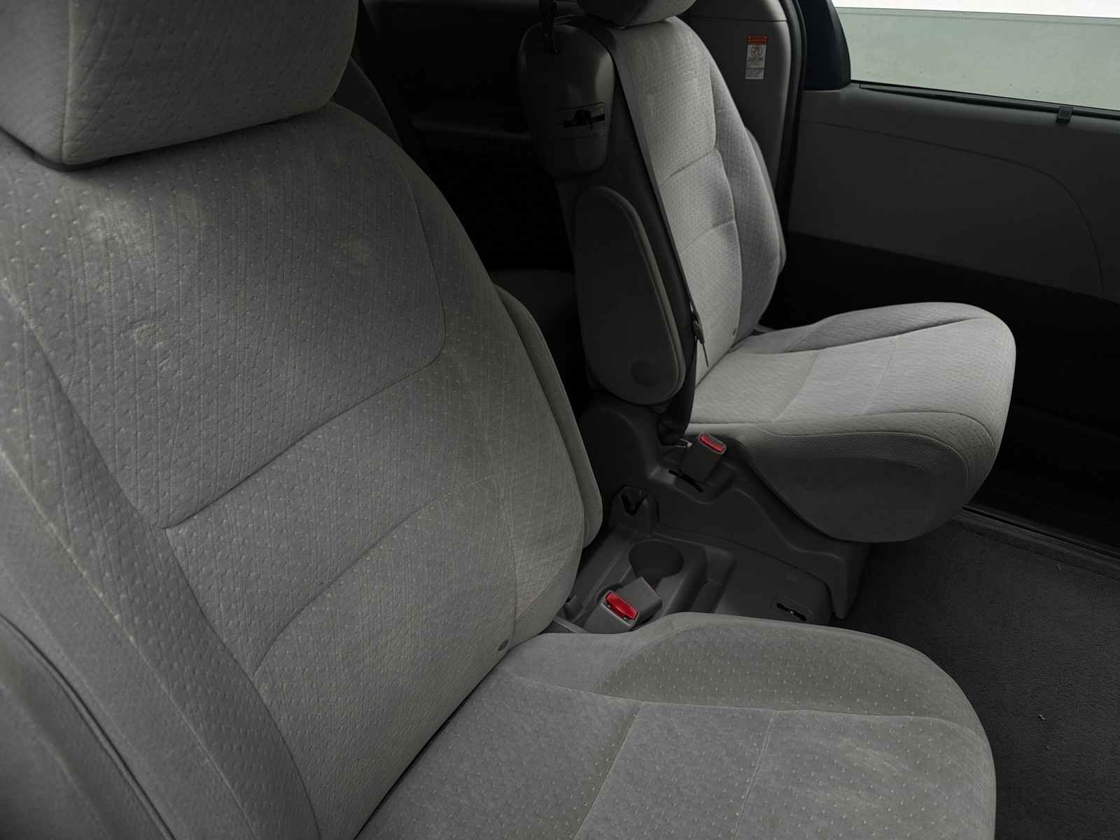 Thumbnail: 2015 Toyota Sienna - 6